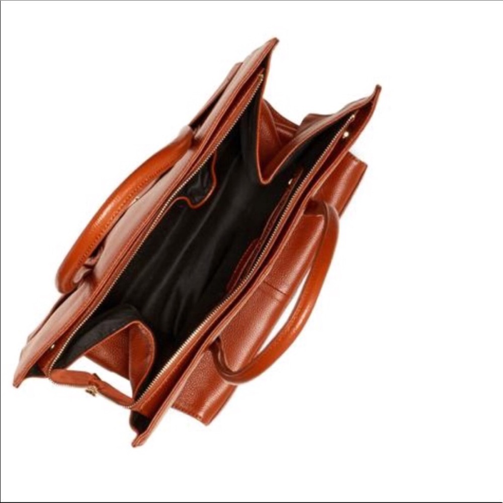 New Beautiful 100% Leather Bag Deep Red Color - Picture 4 of 4